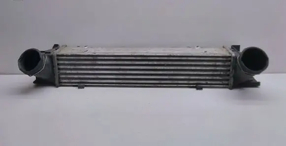 BMW 1 E81 E87 Intercooler radiator 3093796