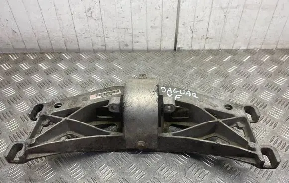Jaguar XF X260 Gearbox mounting bracket GX735060CB GX636A026CB