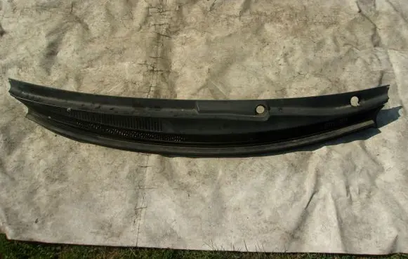 Mitsubishi Colt Wiper trim