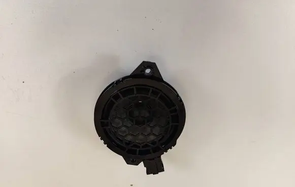 Audi A3 S3 8V Front door speaker 8V0035397A 64771YPK