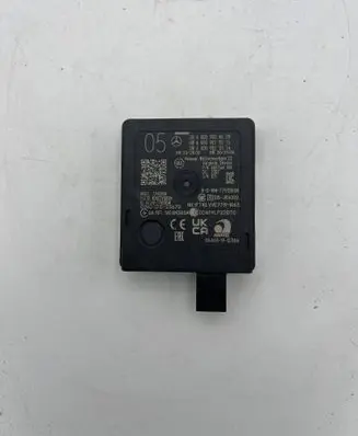 Mercedes-Benz E W213 Blind spot module A0009008628 A0009022074