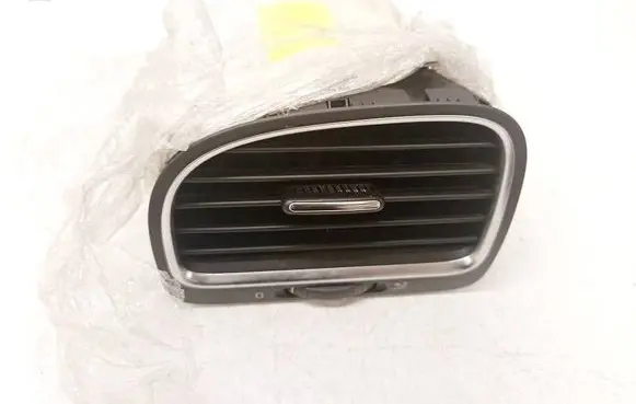 Volkswagen Golf VI Dash center air vent grill 5K0819703J 5K0819709C