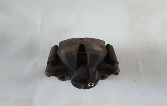 Lexus IS III XE30 Front brake caliper 4775053060