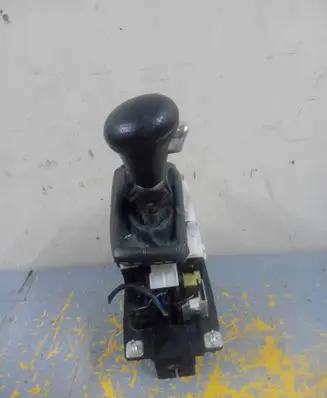 Audi A6 S6 C6 4F Gear shifter/selector 4F1713041P 29092005 400215504