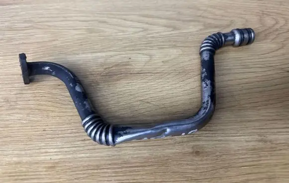 Opel Vivaro Turbo turbocharger oiling pipe/hose