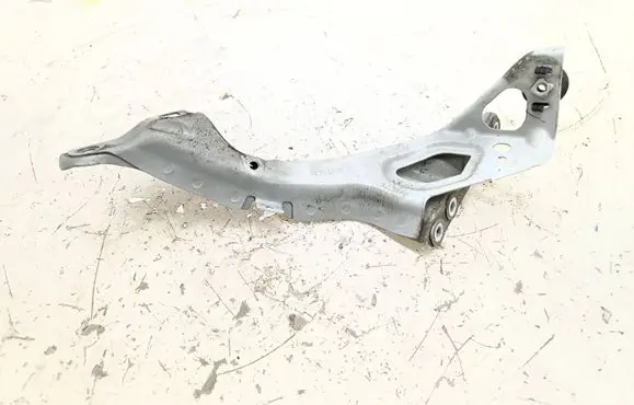 Audi A6 S6 C7 4G Fender mounting bracket 4G0821135A