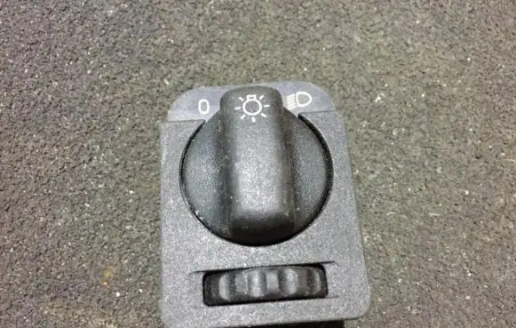 Opel Calibra Light switch