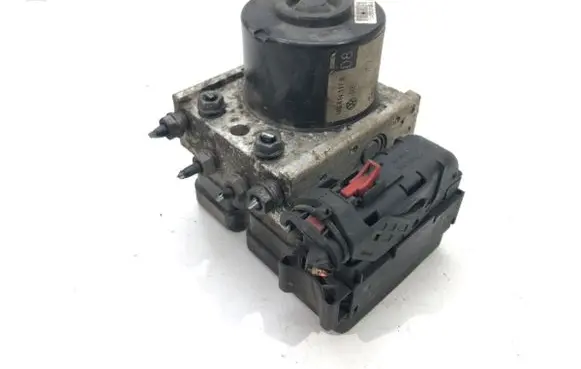 Skoda Octavia Mk2 (1Z) ABS Pump 1K0907379AK