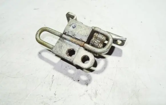 Volkswagen Phaeton Front door upper hinge 3D4831412B