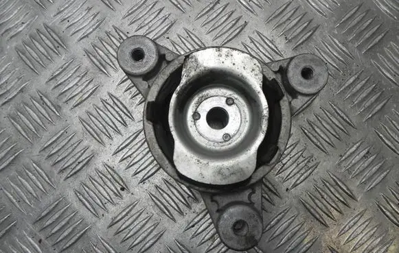 Maserati Ghibli EGR valve cooler bracket 06700036310 VD20236