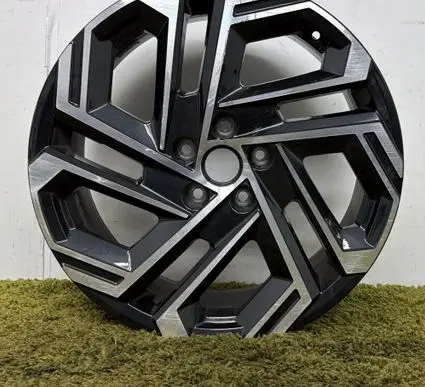 Hyundai Tucson TL R17 alloy rim 52910-n7700