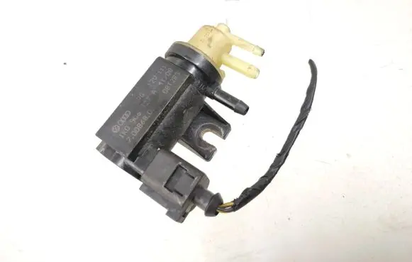 Skoda Octavia Mk2 (1Z) Turbo solenoid valve 1K0906627A