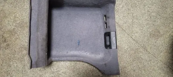 BMW 7 E38 Other trunk/boot trim element 8164811