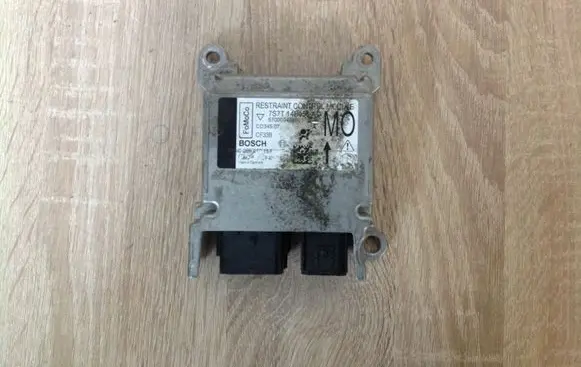 Ford Mondeo MK IV Airbag control unit/module 7S7T14B056AC 670009479901