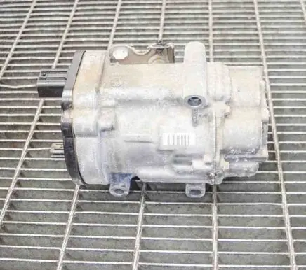 Toyota Prius (XW50) Air conditioning (A/C) compressor (pump) HFC134A ESB20C