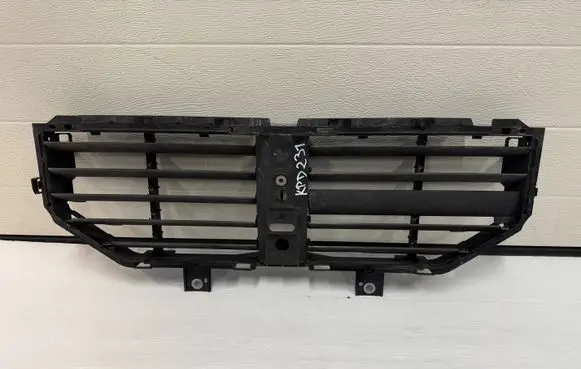 Porsche Cayenne (92A) Intercooler air guide/duct channel 7P5121635KPD231 A0410253500