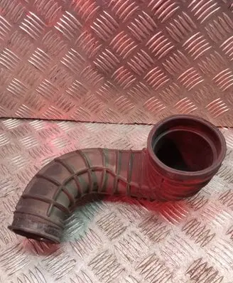 Volvo S60 Turbo air intake inlet pipe/hose 08634143