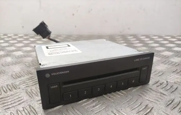 Volkswagen Phaeton CD/DVD changer 3D0035110
