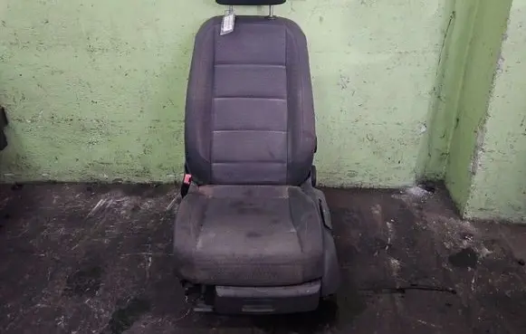 Volkswagen Touran I Front driver seat IMPRK1544099