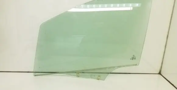 Peugeot 207 Front door window glass four-door