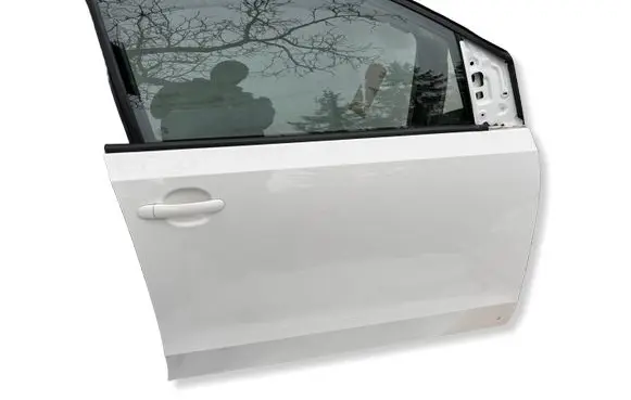 Volkswagen Up Front door LB9A