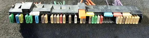 BMW 5 E39 Fuse module