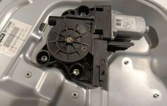Volvo S80 Rear door window regulator motor 070315