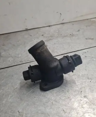 Volkswagen Transporter - Caravelle T4 Engine coolant pipe/hose