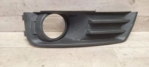 Ford Focus C-MAX Front fog light trim/grill 3M51R19952AD