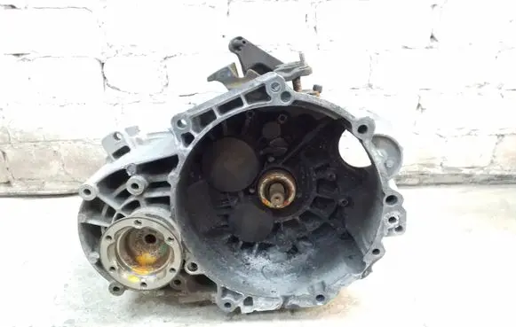 Volkswagen Jetta VI Manual 5 speed gearbox