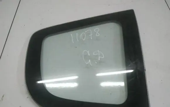 Honda Jazz Rear side window AS2