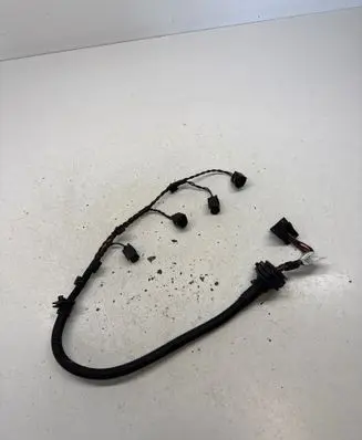 BMW 5 F10 F11 Fuel injector wires 782365005