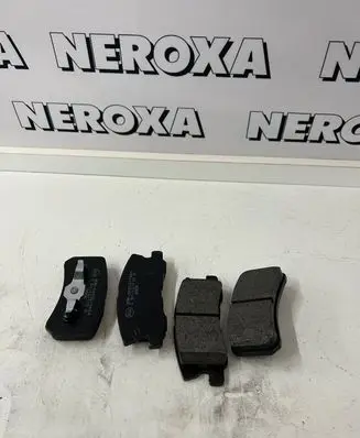Mitsubishi Grandis Brake pads (front) ADB0905