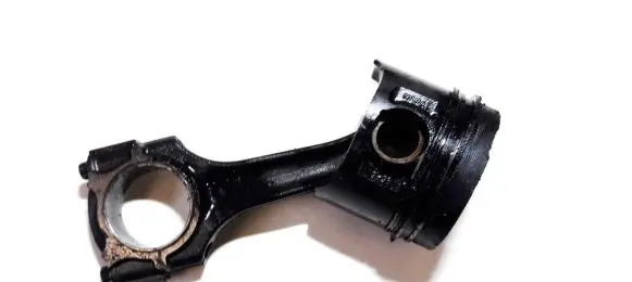 Mercedes-Benz Vito Viano W638 Piston with connecting rod 603