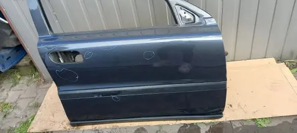 Volvo S40, V40 Front door