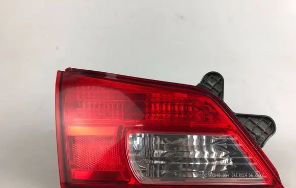 Subaru Outback Tailgate rear/tail lights 