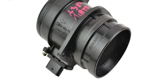 Audi A3 S3 8P Mass air flow meter 06J906461D 06J906461