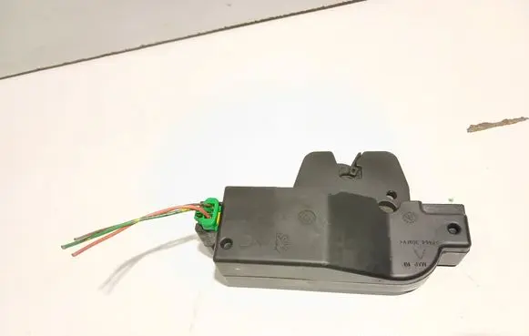 Peugeot 607 Tailgate/trunk/boot lock/catch/latch 9646091480