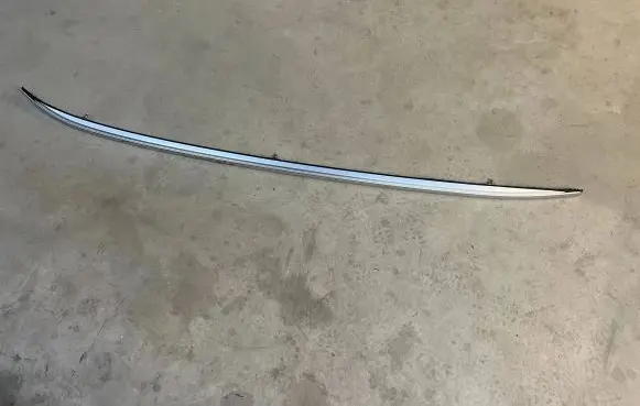 BMW X1 U11 Roof bar rail 9466062