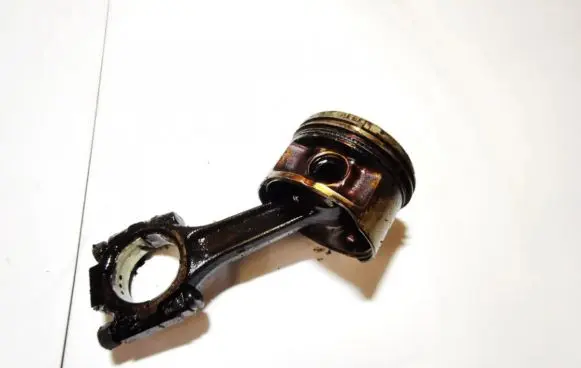 Fiat Bravo - Brava Piston with connecting rod