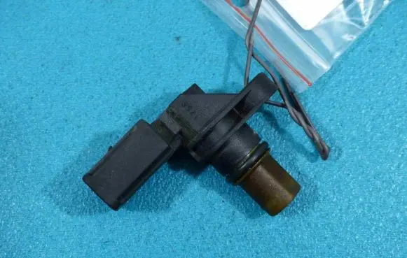 Audi A8 S8 D3 4E Camshaft position sensor 06E905163 IMPRK881676