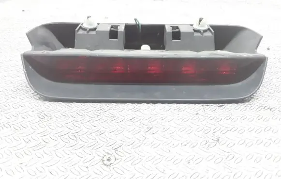 Suzuki Liana Third/center stoplight