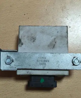 Toyota Avensis T250 Window wiper relay 0709007698 VL0A01 C6909L