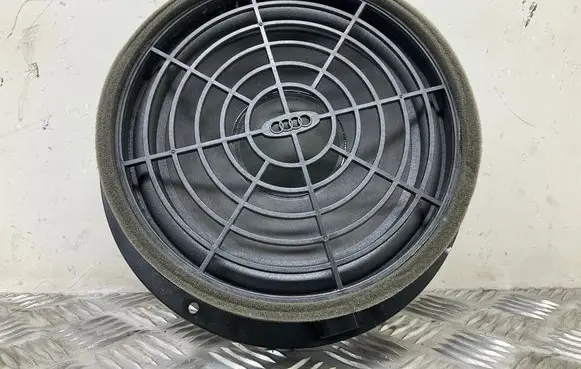 Audi Q3 8U Front door speaker 8R0035415