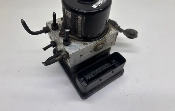Volkswagen Bora ABS Pump 1C0907379M