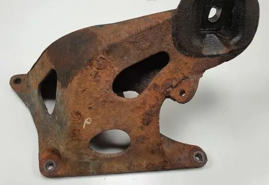 Land Rover Range Rover L322 Engine mounting bracket 6752061