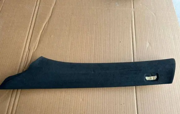 Mercedes-Benz GLS X166 (A) pillar trim A1666901325 A1666904325