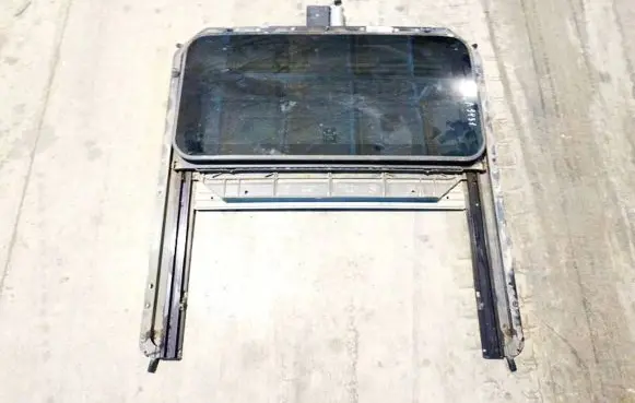 Skoda Octavia Mk1 (1U) Sunroof set 6N0877561