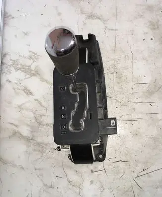 Gear shifter/selector