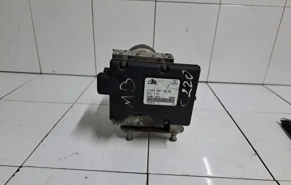 Mercedes-Benz C W202 ABS Pump A0034310312 K3U8G22F50 10099013272